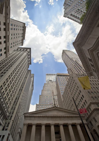 Business towers in New York City. — Stock Photo, Image