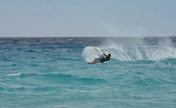 Pronto a volare su aquilone surfista — Foto Stock