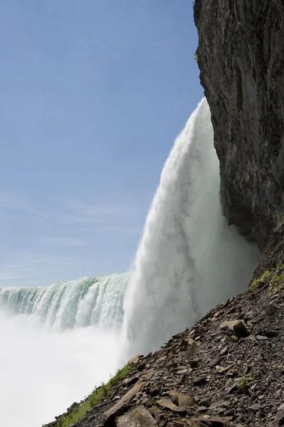 Wha van behaind de Niagara Falls? — Stockfoto