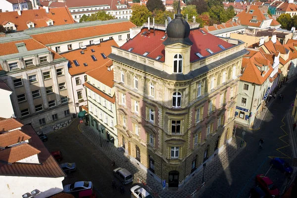 Prága. piros teteje — Stock Fotó
