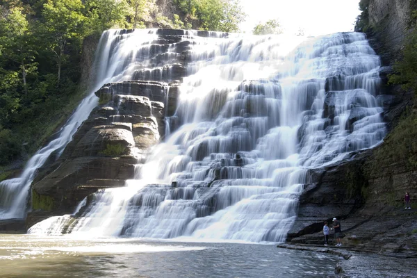 Finger lakes region vattenfall i sommar — Stockfoto