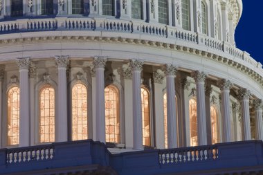 The United States Capitol at night clipart