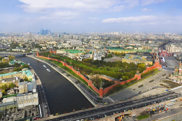 モスクワ クレムリンで戦勝記念日パレード — ストック写真