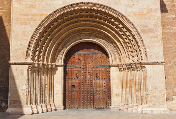 Eingang der Kathedrale - valencia spanien — Stockfoto