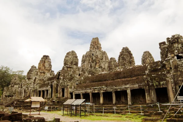 Bayon templet. Kambodja. — Stockfoto