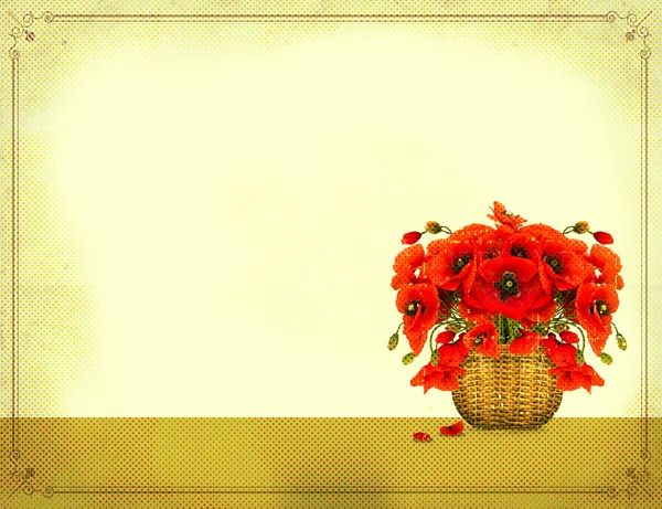 Csokor piros pipacs virágok kosárban a vintage kártya háttere — Stock Fotó
