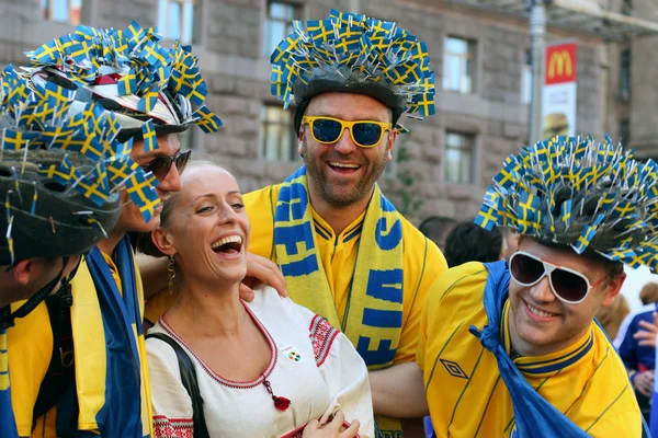 Fotbollsfans - svenskar — Stockfoto