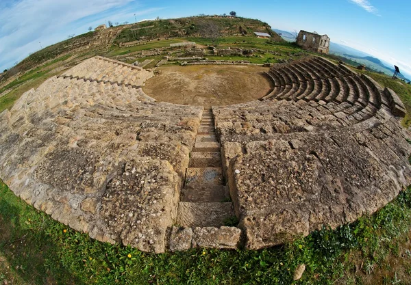 Ancient Greek amphitheater fisheye view in Morgantina, Sicily — Stock Photo, Image