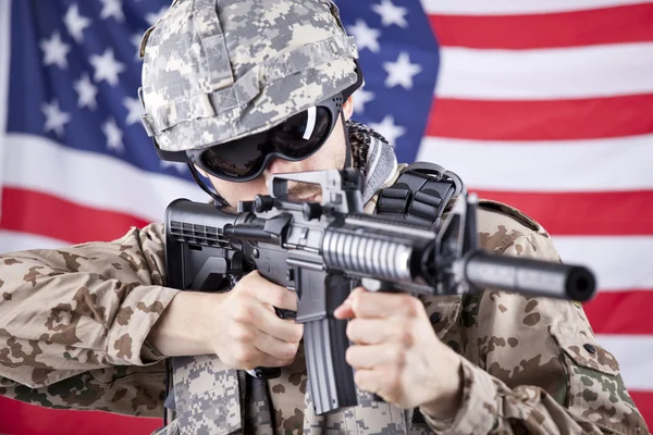 Soldado americano disparando — Foto de Stock