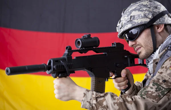 German soldier with machine gun — Stock Photo, Image