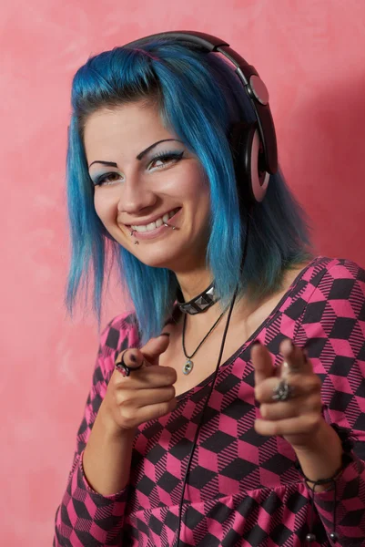 Punk lány Dj turqouise festett haj — Stock Fotó