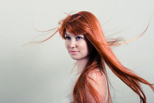 Beautiful woman with magnificent red hair — Stock Photo, Image