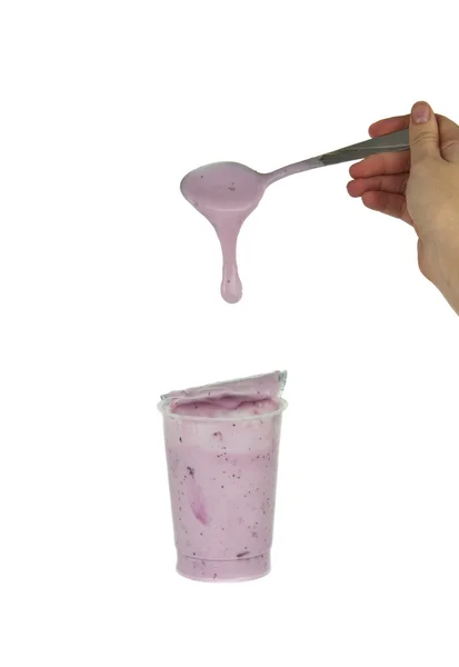 Böğürtlenli yoğurt izole — Stok fotoğraf