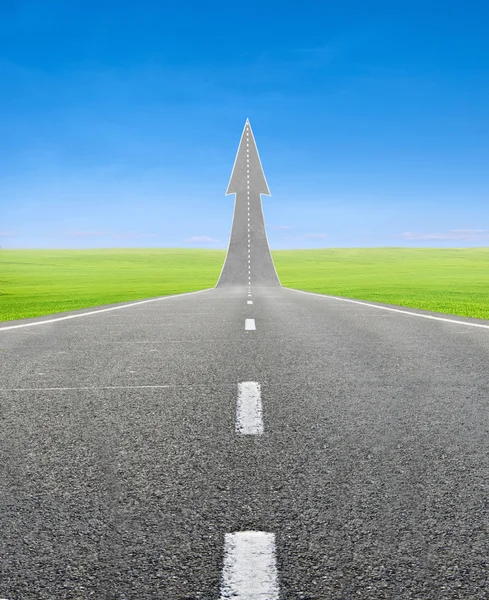 Highway road going up as an arrow — Stock Photo, Image