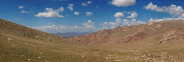 Altay Dağları. güzel yayla manzara. Moğolistan