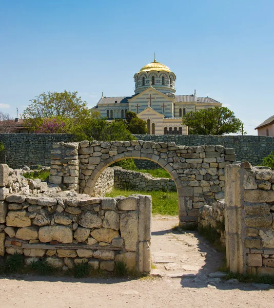 Katedra św. Chersonez Taurydzki w pobliżu Sewastopolu na Krymie — Zdjęcie stockowe