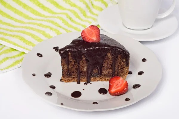 Chocolate cake with strawberry — Stock Photo, Image