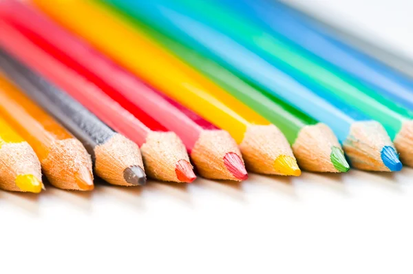 Lápices de color sobre un blanco —  Fotos de Stock