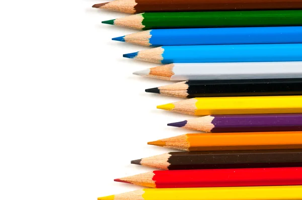 Crayons de couleur sur un blanc — Photo