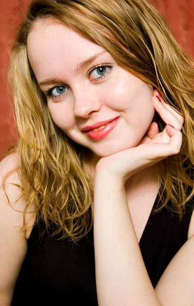 Young woman portrait, studio shot — Stock Photo, Image