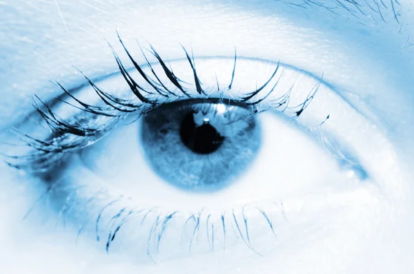 Человеческий глаз. макросъемка — стоковое фото