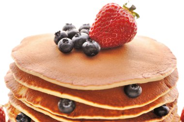 çilek ve böğürtlen ile Pancakes