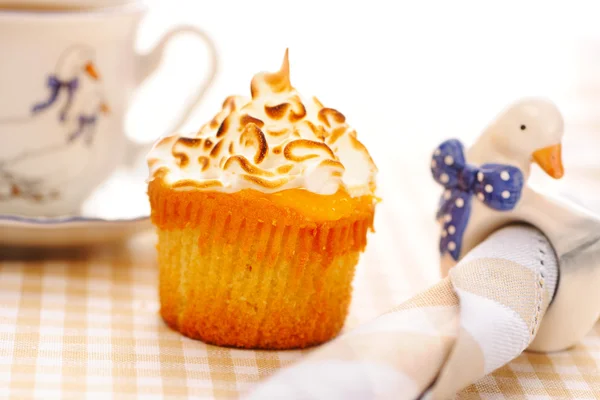 Cupcake with whipped cream — Stock Photo, Image