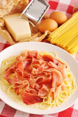 Pasta carbonara clipart