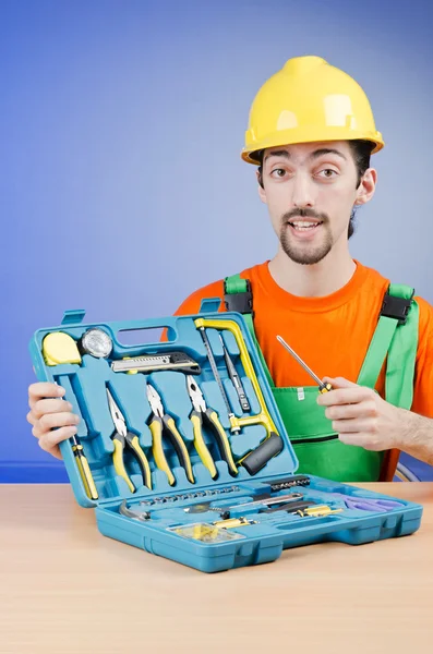 Reparateur met zijn toolkit — Stockfoto