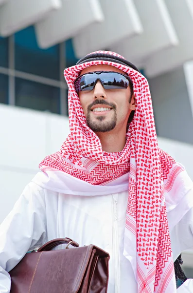 Arabiska på gatan i sommar — Stockfoto