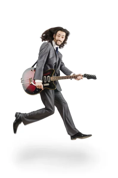 白のビジネス スーツのギタープレイヤー — ストック写真