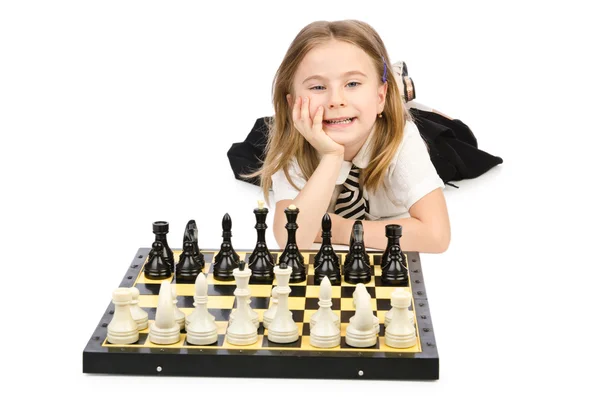 可爱的女孩在下棋上白 — 图库照片