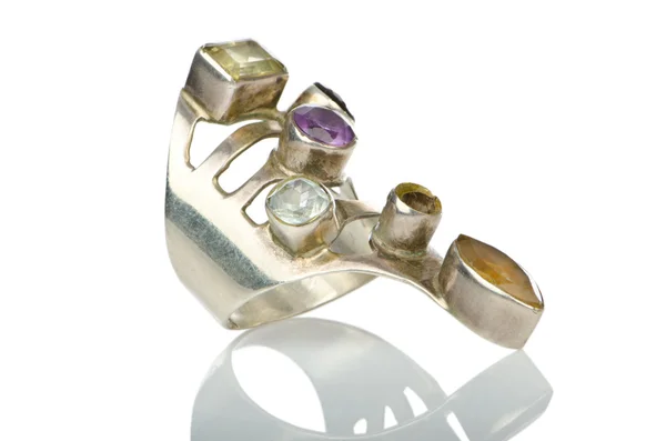 Smycken ring isolerad på vit — Stockfoto