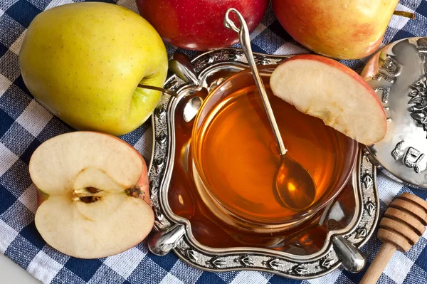Miód z jabłkiem na Rosz Haszana — Zdjęcie stockowe