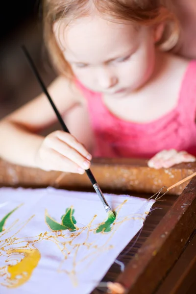 Girl drawing — Stock Photo, Image