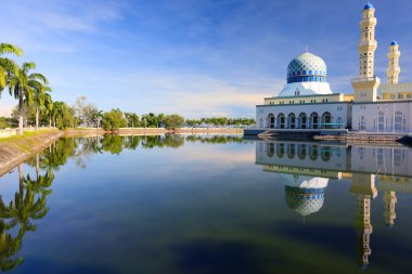 Floating Mosque in Kota Kinabalu clipart