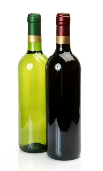 Wein auf weißem Hintergrund — Stockfoto