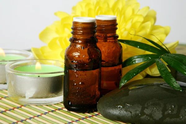Aceite para una aromaterapia —  Fotos de Stock