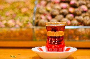 çay ve baharat üzerine bir Mısır Çarşısı-İstanbul, Türkiye