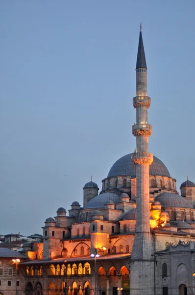 Mesquita do Sultão válida mais famosa como Yeni Cami — Fotografia de Stock