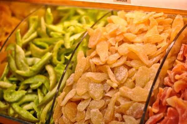 Dried fruit at Spice Market in Istanbul, Turkey — Stock Photo, Image