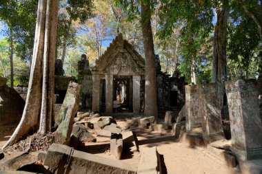Ancient emple ruins in Koh Ker clipart