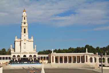 The obelisk and the colonnade clipart