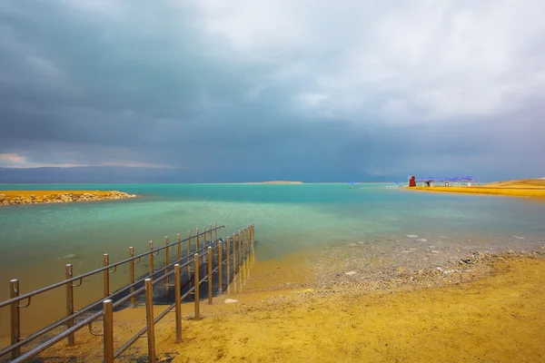 Chmury nad Morzem Martwym — Zdjęcie stockowe