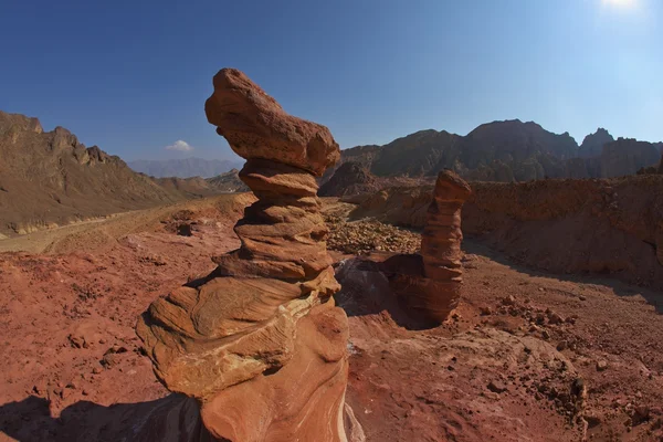 Las formas de arenisca en las montañas - hoodoos — Foto de Stock