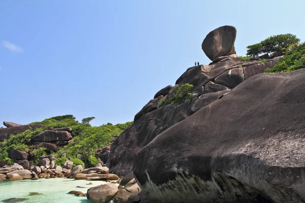 Extrañas rocas costeras lisas — Foto de Stock