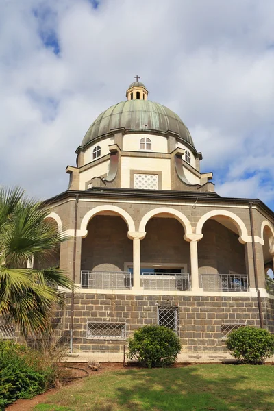 Basilica e colonnato sul Monte Beatitudini — Foto Stock