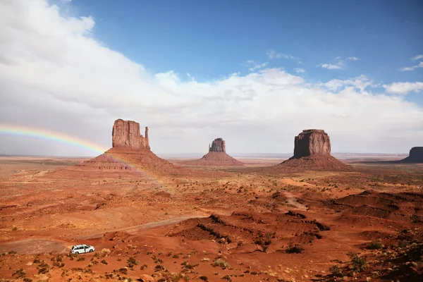 Monument Valley. The magnificent rainbow — Stock Photo, Image