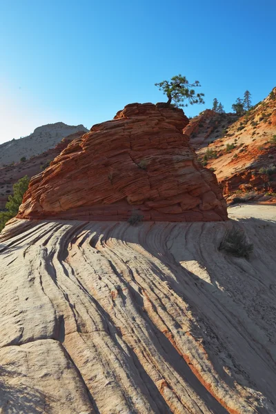 La famosa roccia rotonda di arenaria — Foto Stock