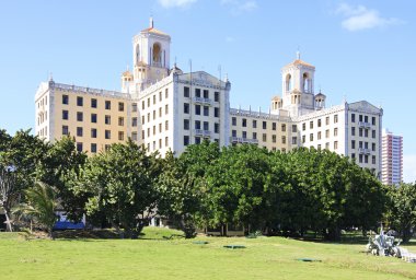 Hotel Nacional de Cuba clipart